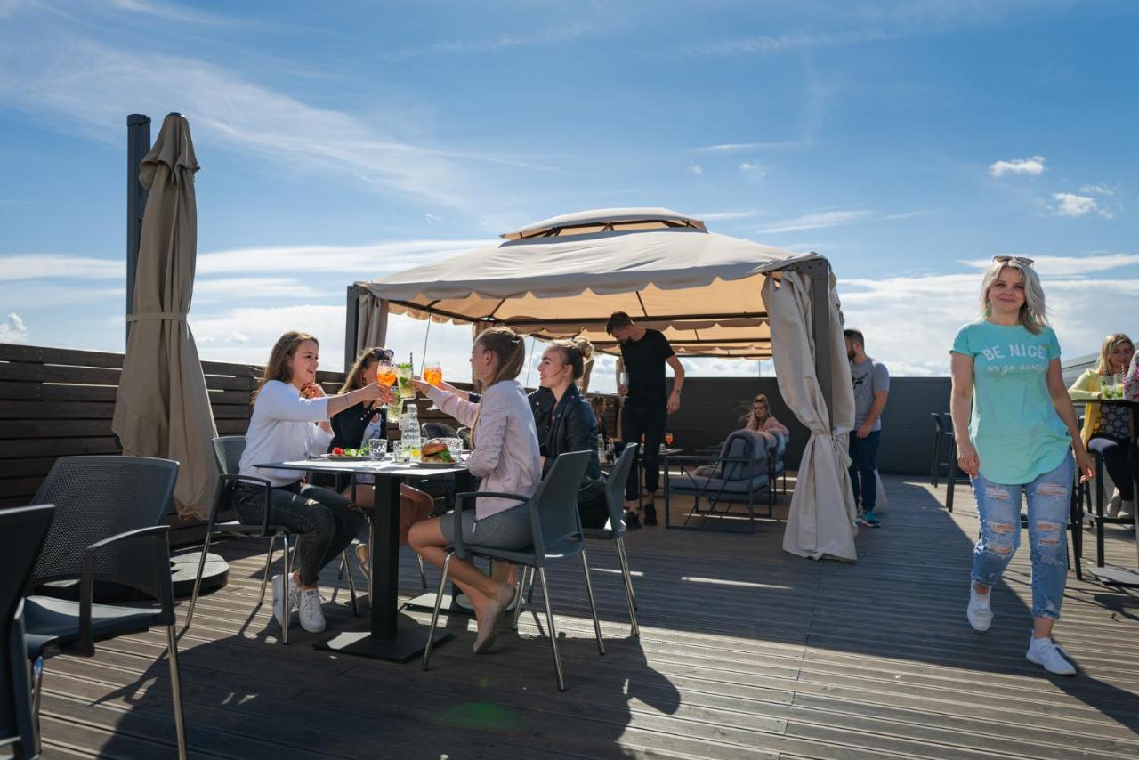 Nutrend World Hotell Olomouc Exteriör bild