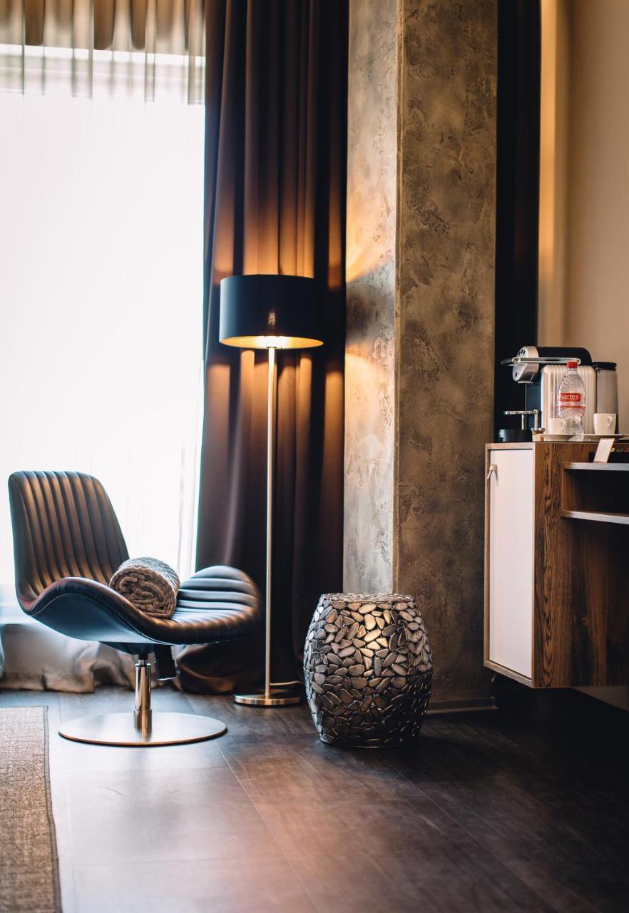 Nutrend World Hotell Olomouc Exteriör bild